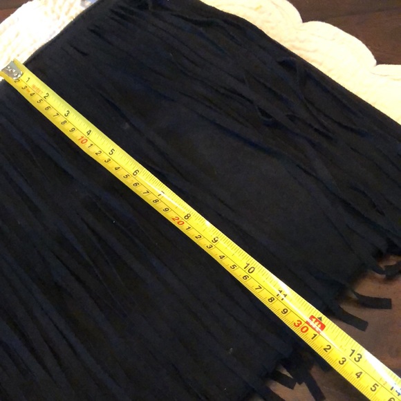 Street Level Faux Suede Fringe detailed folding large clutch, gold-tone zipper - Picture 9 of 9